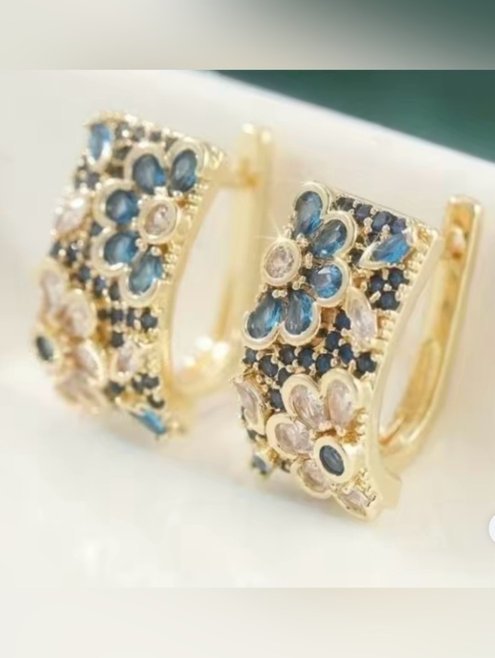 New Gold Blue Floral Design Crystal Earrings